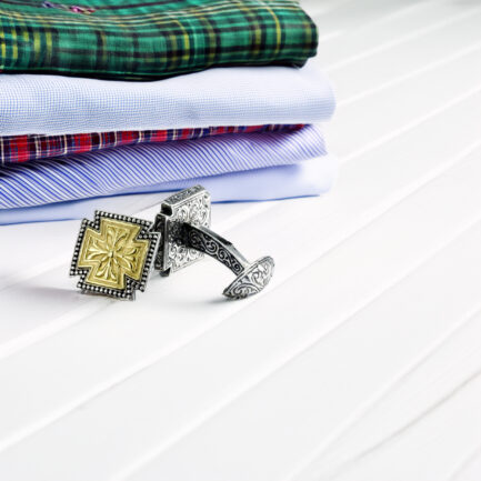 Maltese Cross Cufflinks 18k Gold and Silver 7159