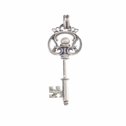 Key Pendant in Sterling Silver pearl 3095back