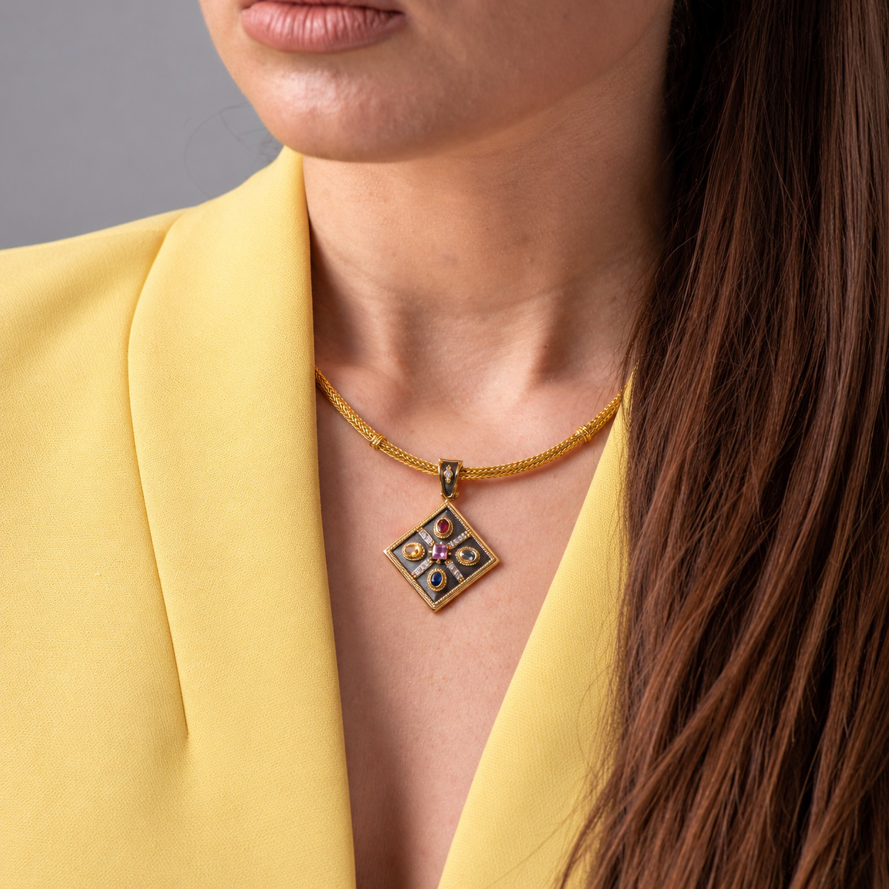 Byzantine Rhombus in 18k Gold Pendant